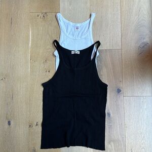 Bundle 2 Tanks: Éterne & Re/done x Hanes